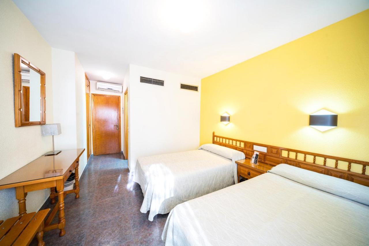 Hotel La Colina خيريا المظهر الخارجي الصورة